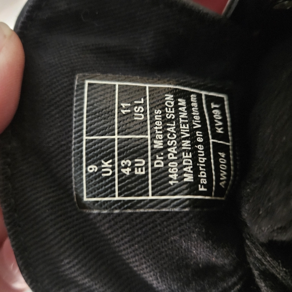 NWOB DOC MARTENS Pascal Sequin Black Boots - Picture 6 of 7
